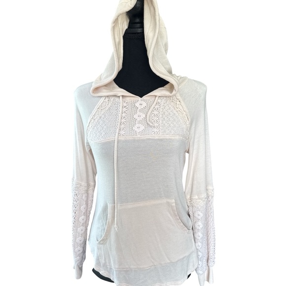 Rewind Tops - Women’s Cream Lace-Accent Hoodie Top Size XS